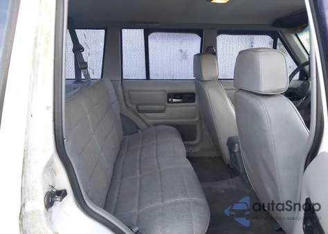 1993 Jeep Cherokee Sport z USA, uszkodzony, nr VIN 1J4FJ68S8PL513256